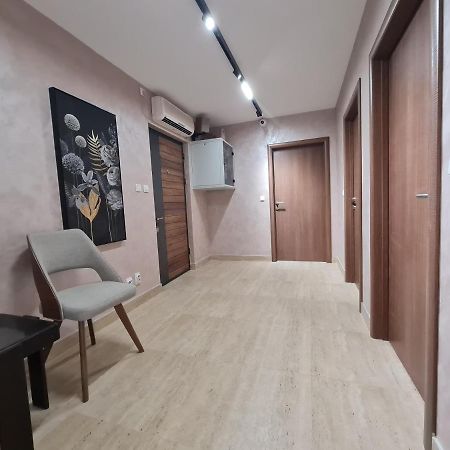 Airport Molko Apartments Surčin Eksteriør billede