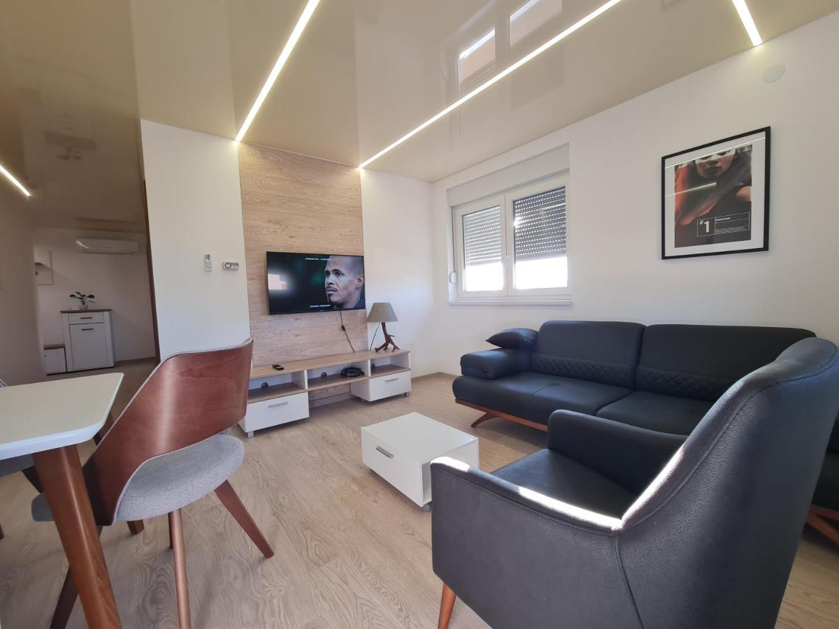 Airport Molko Apartments Surčin Eksteriør billede