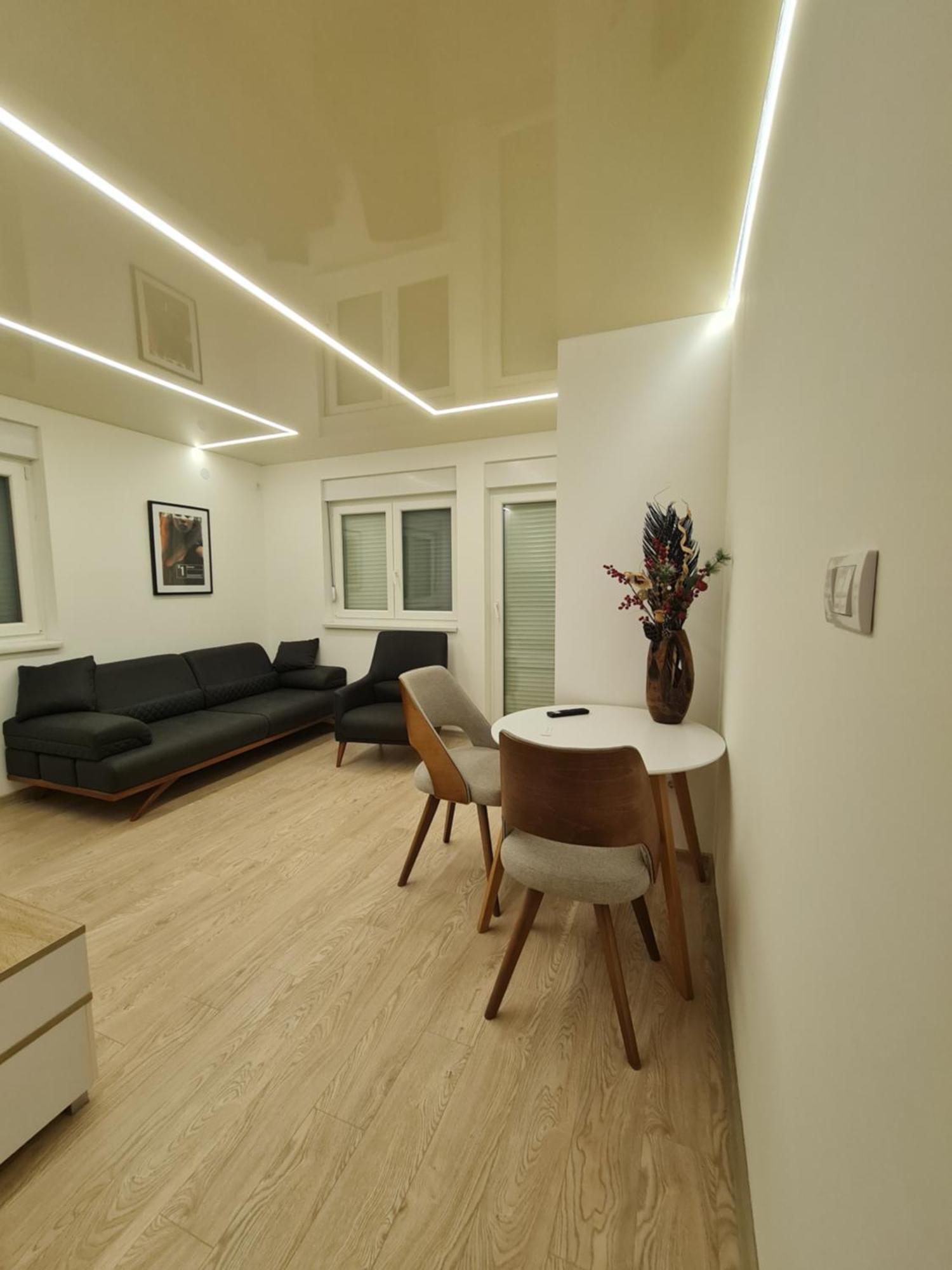 Airport Molko Apartments Surčin Eksteriør billede